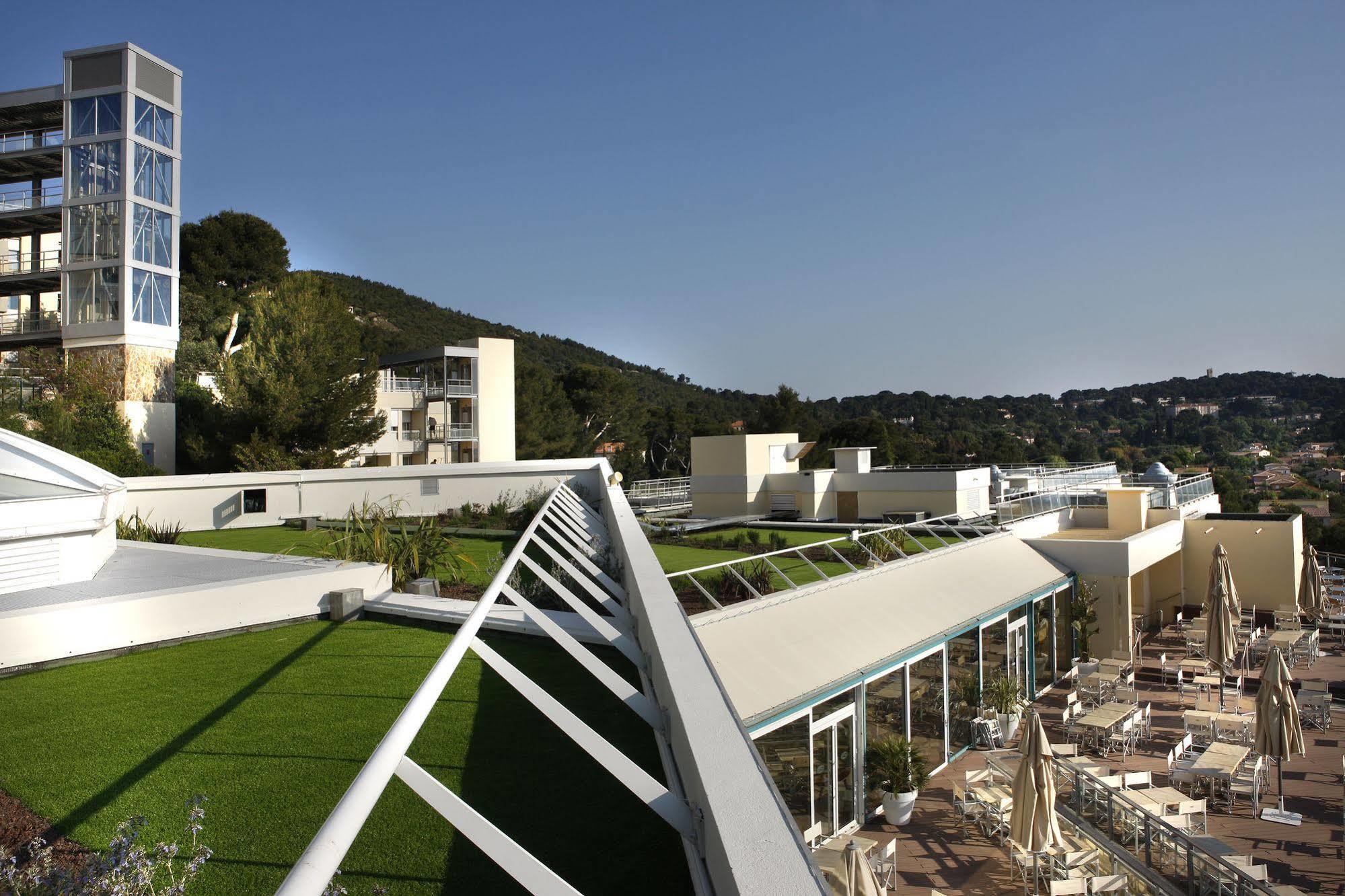 Hotel Club La Font Des Horts Hyeres Exterior photo